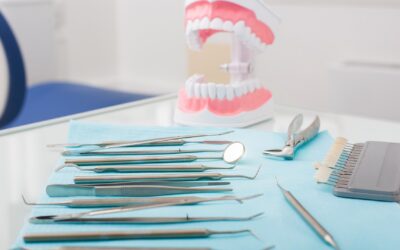 HIỂU VỀ CHĂM SÓC NHA KHOA: NHA SĨ TỔNG QUÁT & NHA SĨ CHUYÊN KHOA